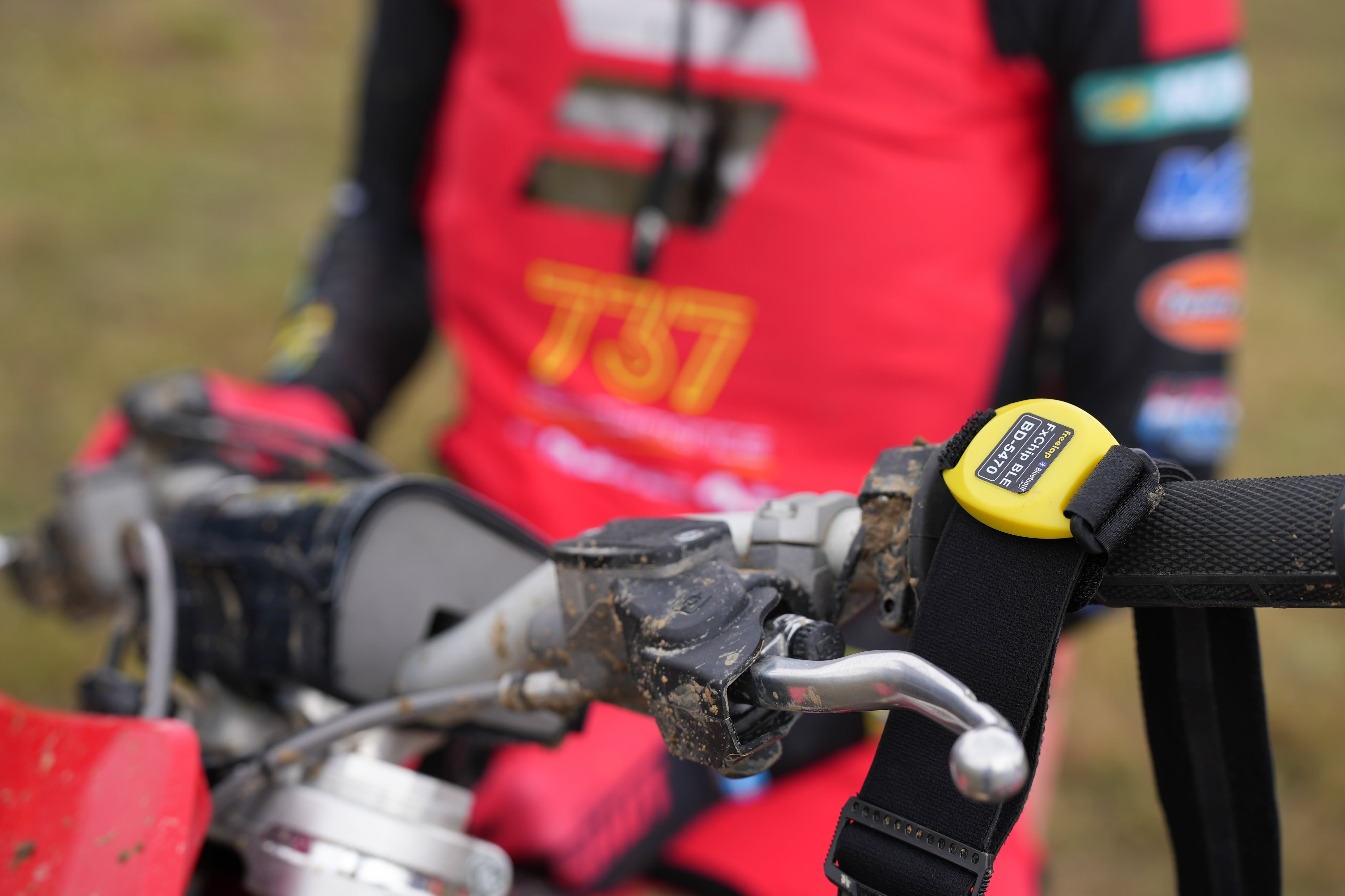Freelap Canada motocross lap timing – rider in action using wireless timing system for precise performance tracking during off-road training